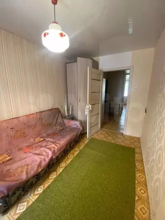 Комната 13 м в 3-к., 1/5 эт. - Фото 1