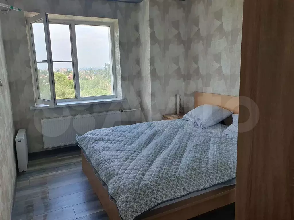 2-к. квартира, 70 м, 8/17 эт. - Фото 1