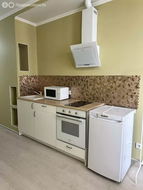 Квартира-студия: Красногорск, Большая Воскресенская улица, 1 (19 м) - Фото 0