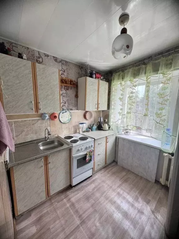 2-к кв. Кемеровская область, Анжеро-Судженск ул. Крылова, 9 (41.8 м) - Фото 0