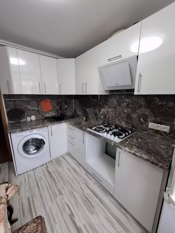 1-к. квартира, 32 м, 2/9 эт. - Фото 0