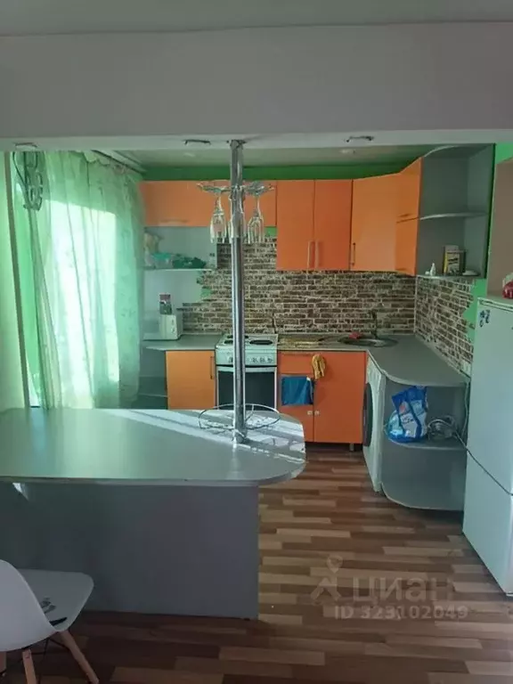 2-к кв. Красноярский край, Красноярск Волгоградская ул., 27 (45.0 м) - Фото 1