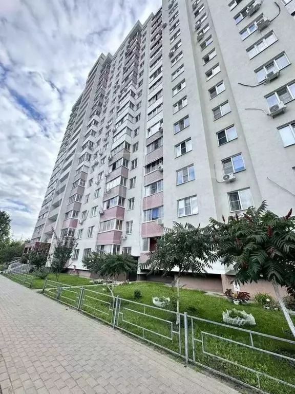 2-к кв. Воронежская область, Воронеж бул. Олимпийский, 14 (61.7 м) - Фото 0