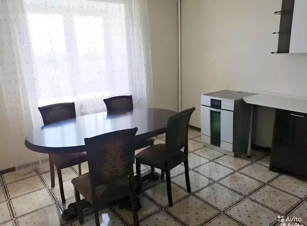 2-к кв. Тюменская область, Тюмень ул. Избышева, 8 (56.0 м) - Фото 2