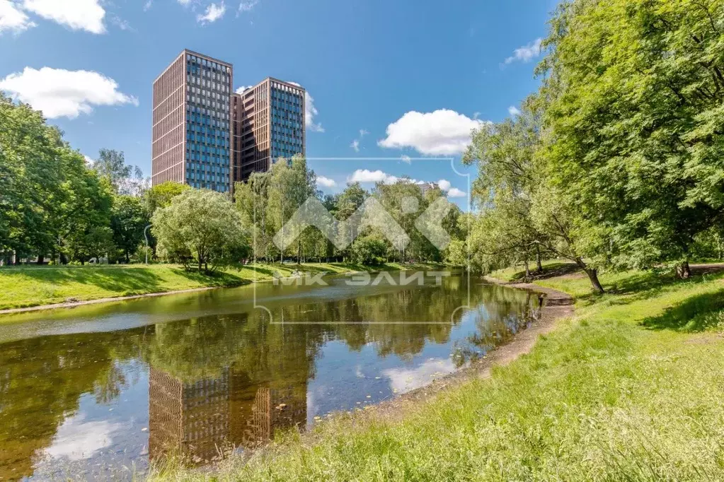2-к кв. Санкт-Петербург аллея Академика Лихачева, 7 (73.5 м) - Фото 1