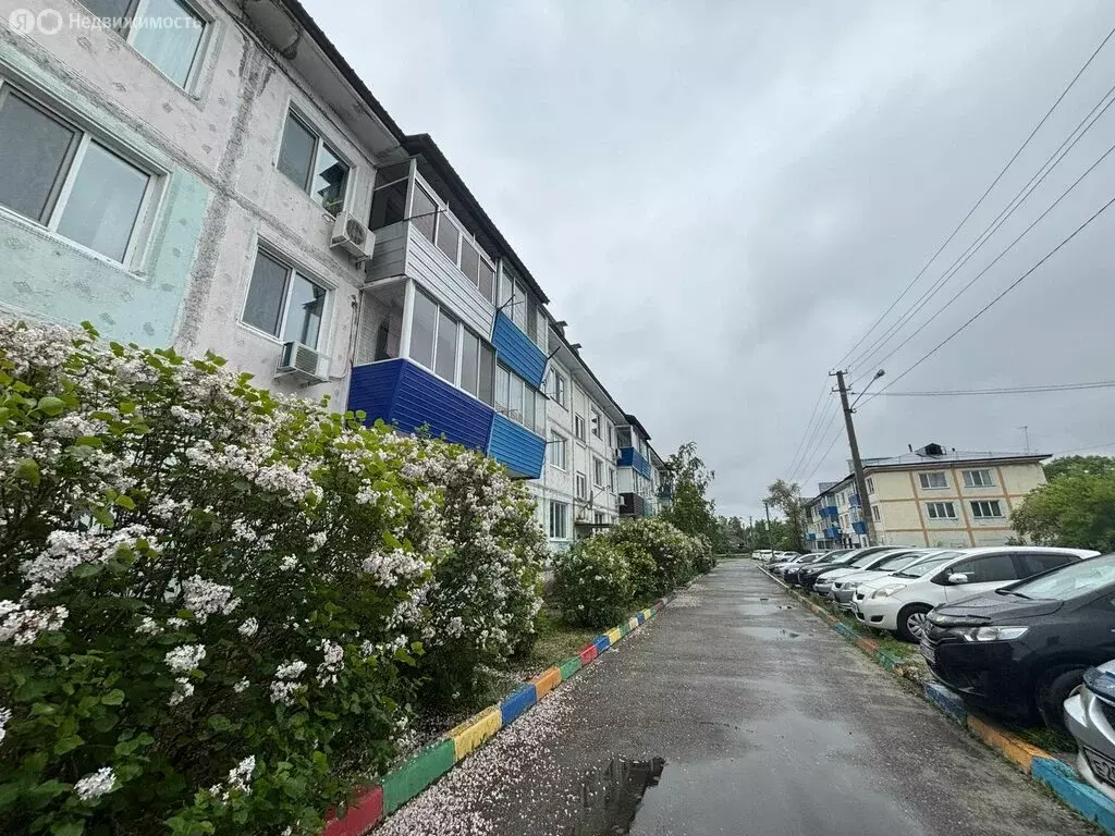 3-комнатная квартира: село Томское, Украинская улица, 2 (52.2 м) - Фото 0