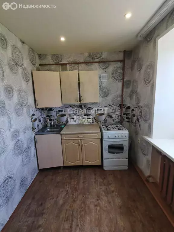 1-комнатная квартира: Камбарка, улица Суворова, 18 (37.5 м) - Фото 1