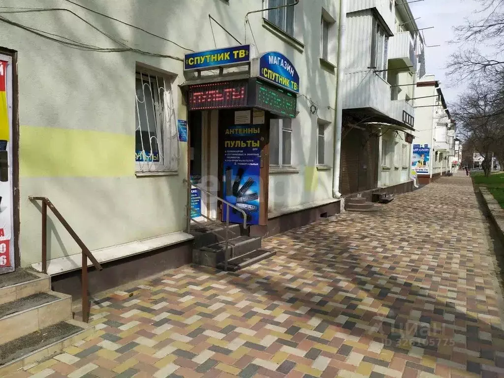 Торговая площадь в Ставропольский край, Ставрополь ул. Ленина, 395 (12 ... - Фото 2