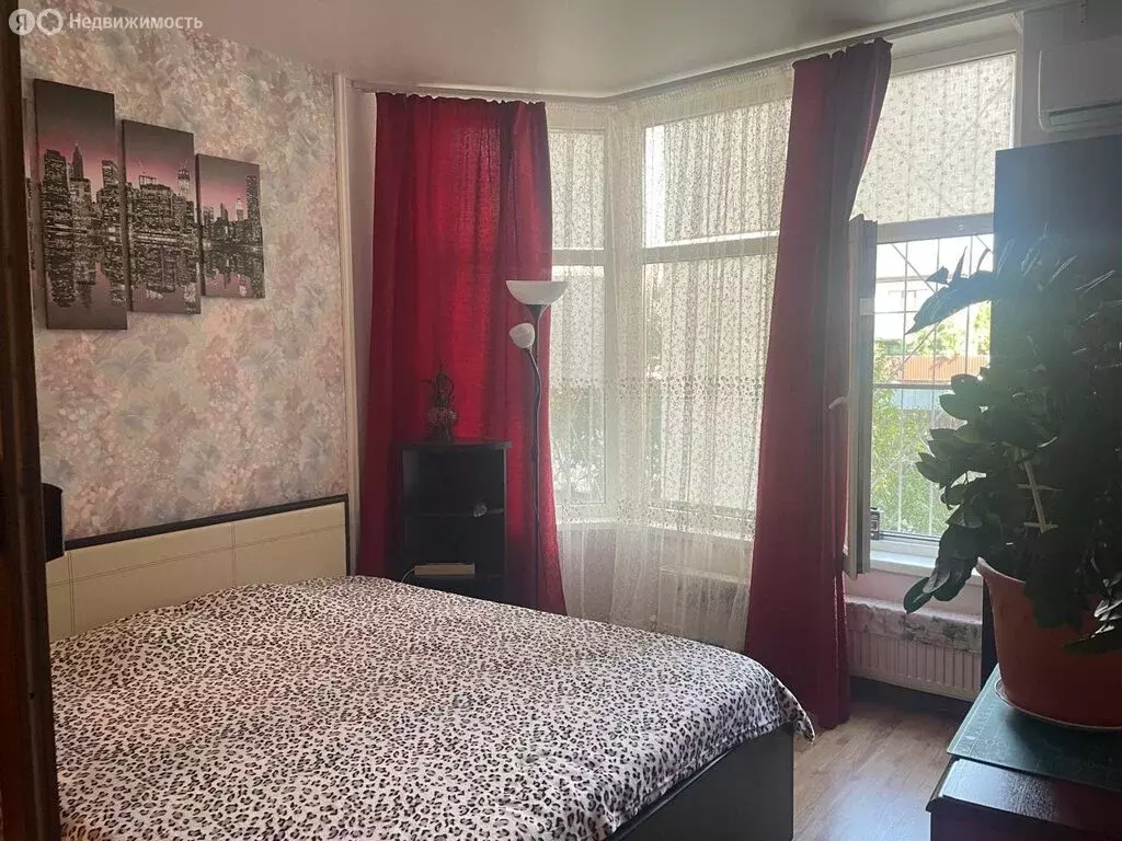 1-комнатная квартира: Краснодар, Домбайская улица, 9 (63.8 м) - Фото 1