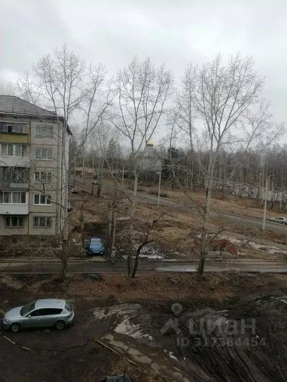 3-к кв. Иркутская область, Усть-Илимск ул. 50 лет ВЛКСМ, 8 (61.6 м) - Фото 0