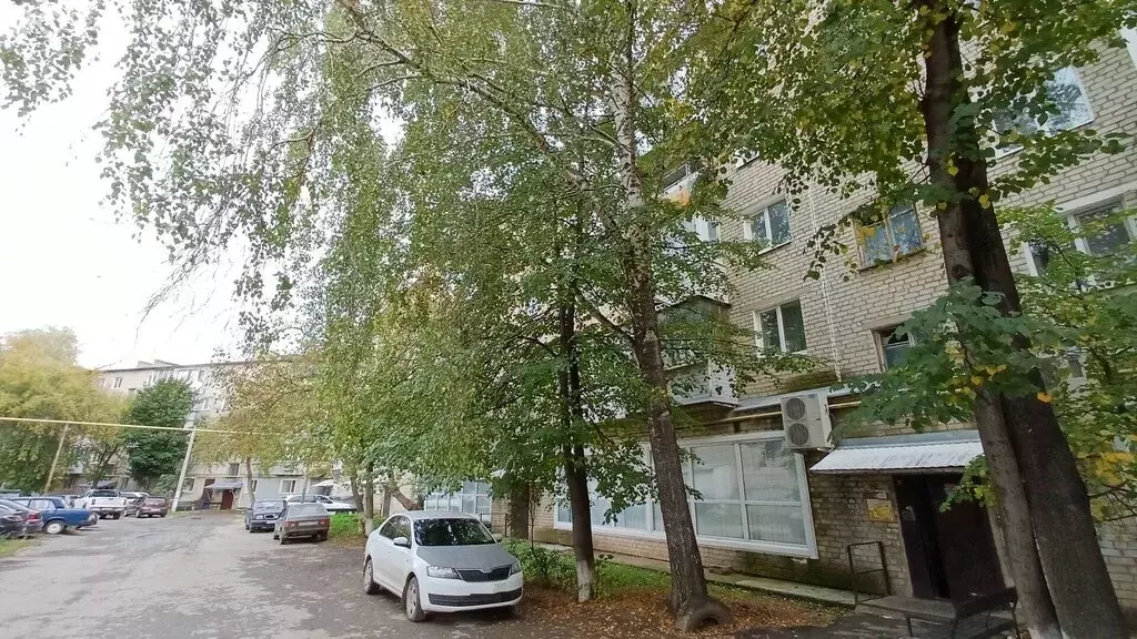 3-комнатная квартира: Богданович, Партизанская улица, 30 (62 м) - Фото 1