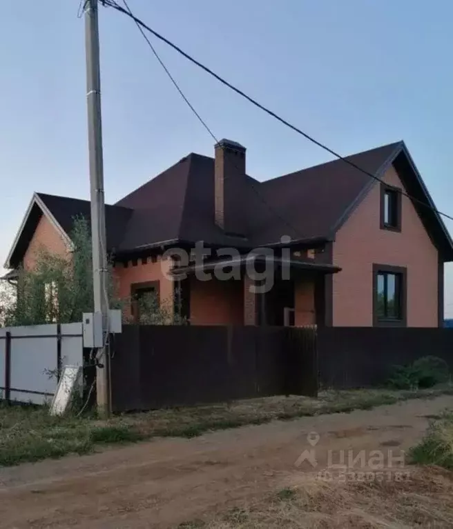 Дом в Ростовская область, Багаевская ст-ца  (150 м) - Фото 1