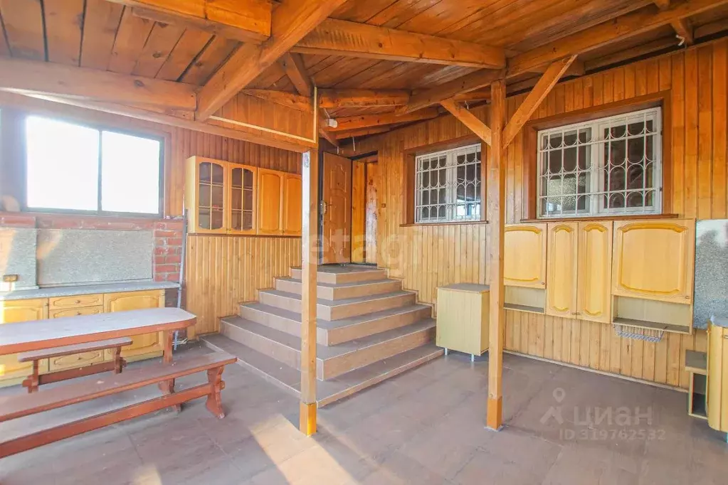 Дом в Бурятия, Улан-Удэ Уссурийский пер., 22/2 (243 м) - Фото 1