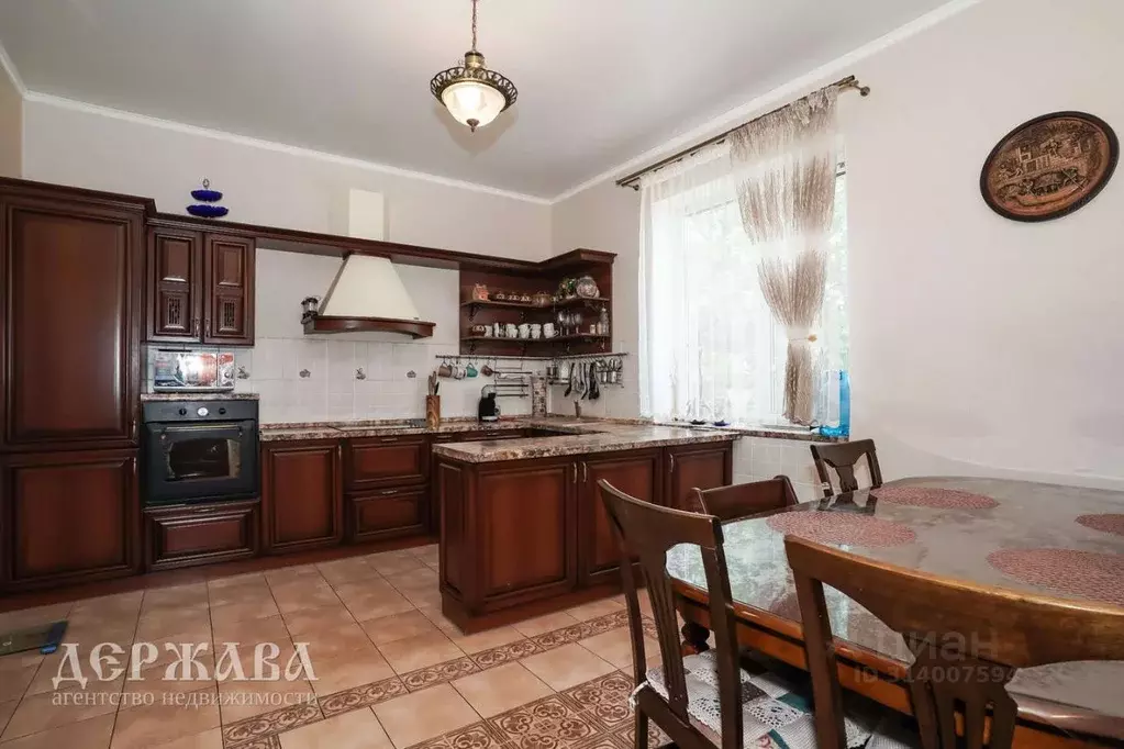 Коттедж в Белгородская область, Старый Оскол ул. Владимирская (480 м) - Фото 2