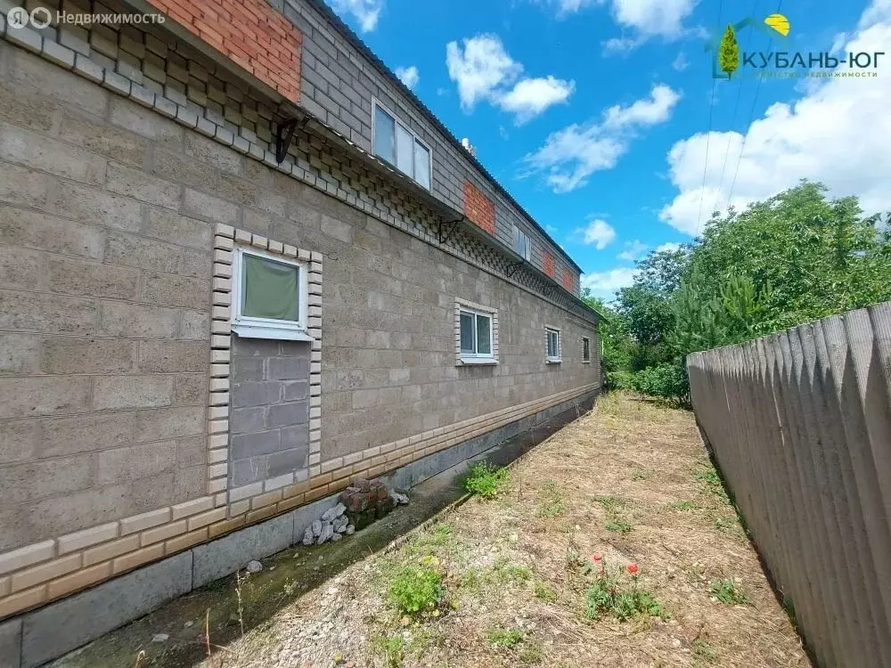 Дом в станица Старолеушковская, Украинская улица, 39 (144.9 м) - Фото 1