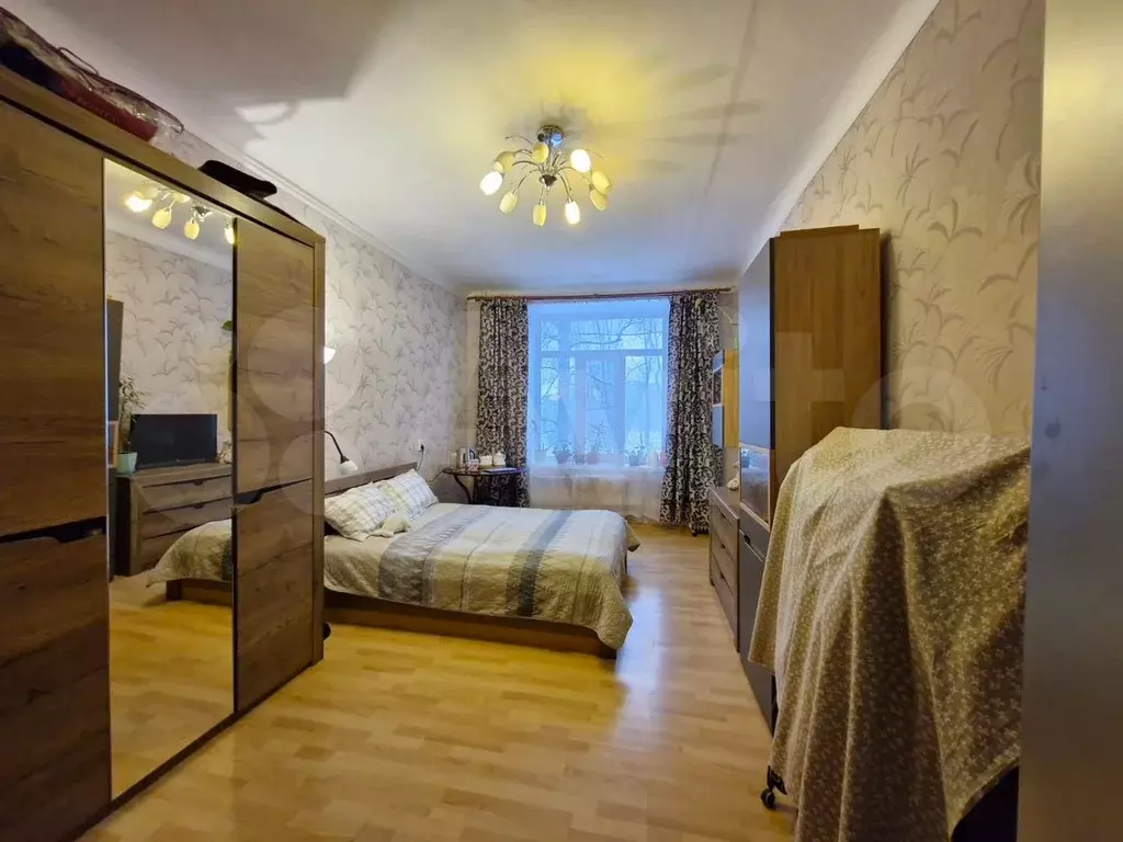 Комната 20 м в 3-к., 2/5 эт. - Фото 0
