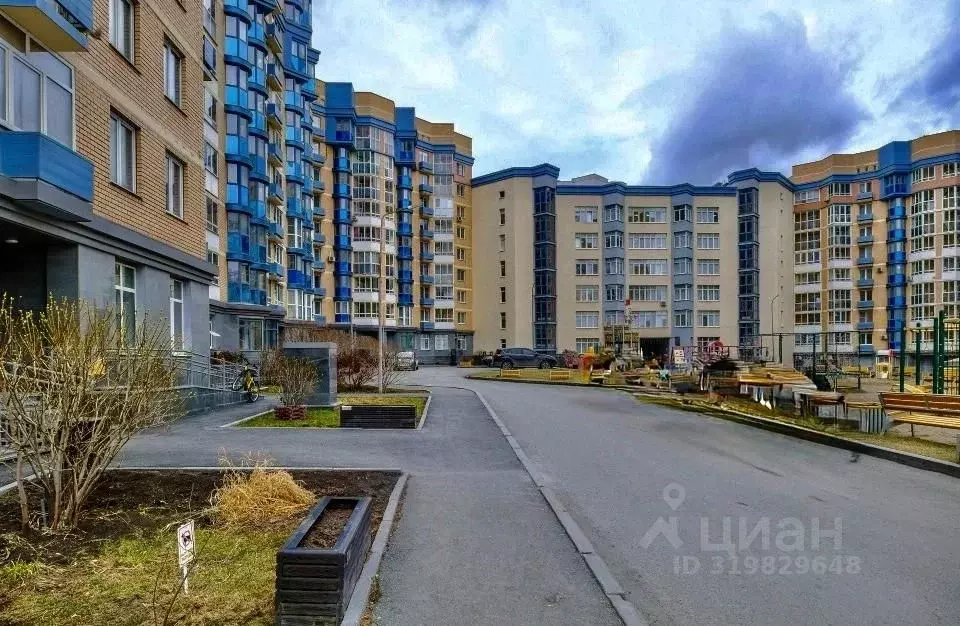 1-к кв. Свердловская область, Екатеринбург ул. Циолковского, 27 (67.0 ... - Фото 1