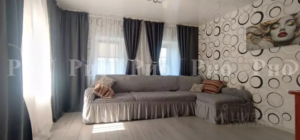 Дом в Омская область, Омск Саргатская ул. (174 м) - Фото 1