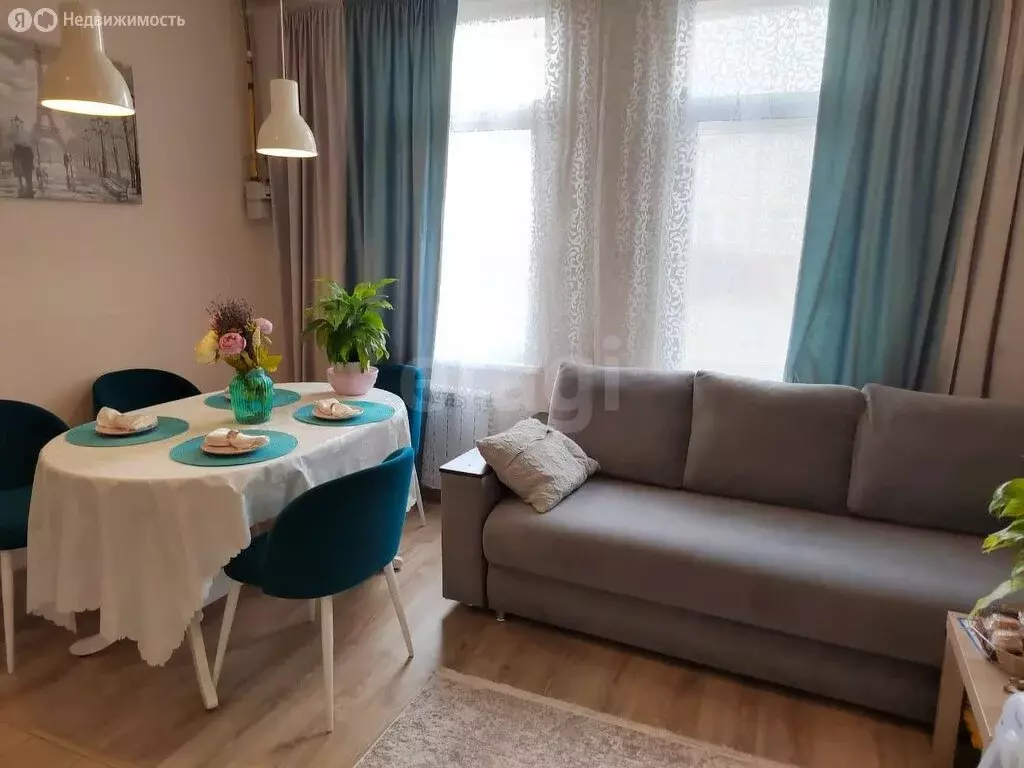 3-комнатная квартира: Балабаново, улица Гагарина, 32 (71.6 м) - Фото 0