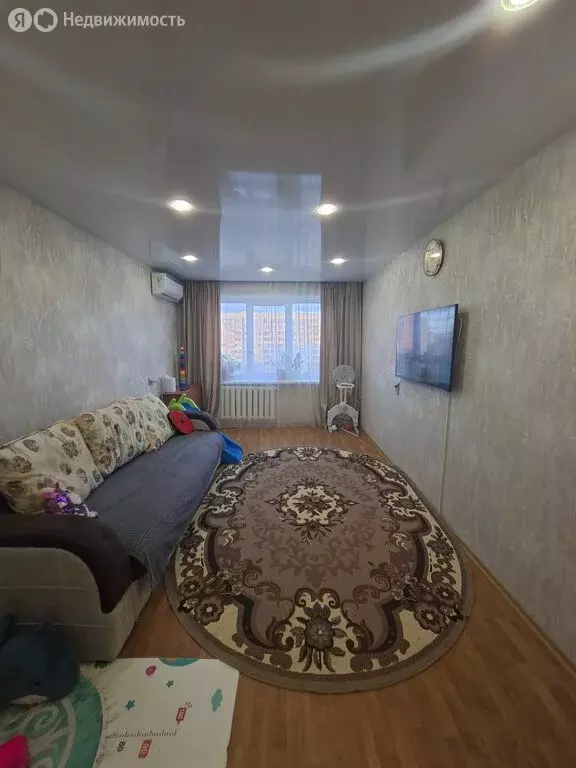 3-комнатная квартира: Курган, жилой район Заозёрный, 3-й микрорайон, 7 ... - Фото 2