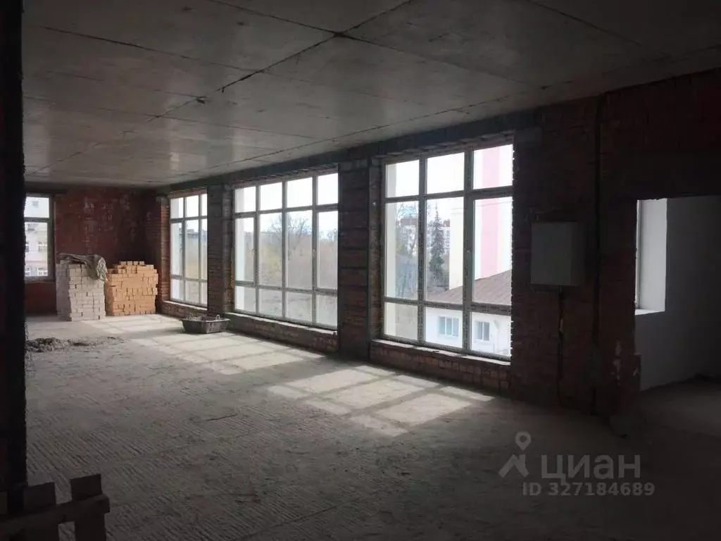 Помещение свободного назначения в Калужская область, Калуга ул. ... - Фото 2