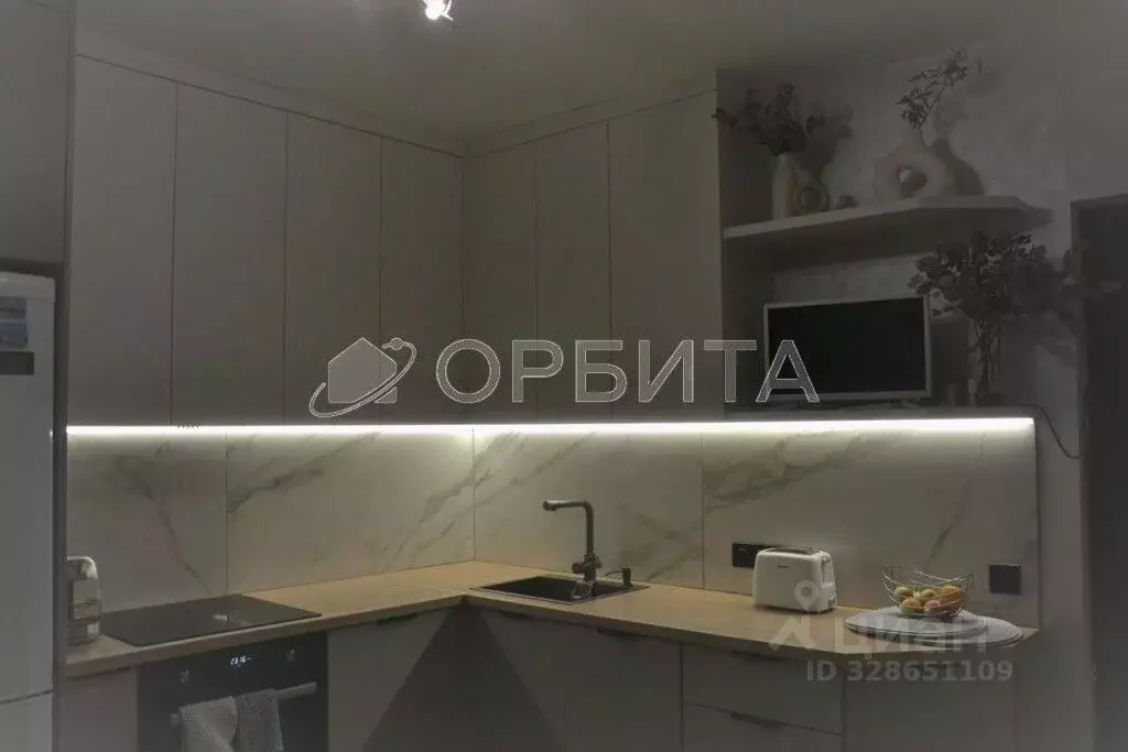 4-к кв. Тюменская область, Тюмень ул. Михаила Сперанского, 29 (94.4 м) - Фото 1