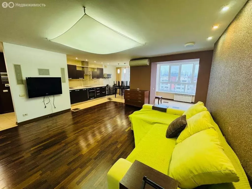 3-комнатная квартира: Белгород, улица Губкина, 16Б (89.5 м) - Фото 1