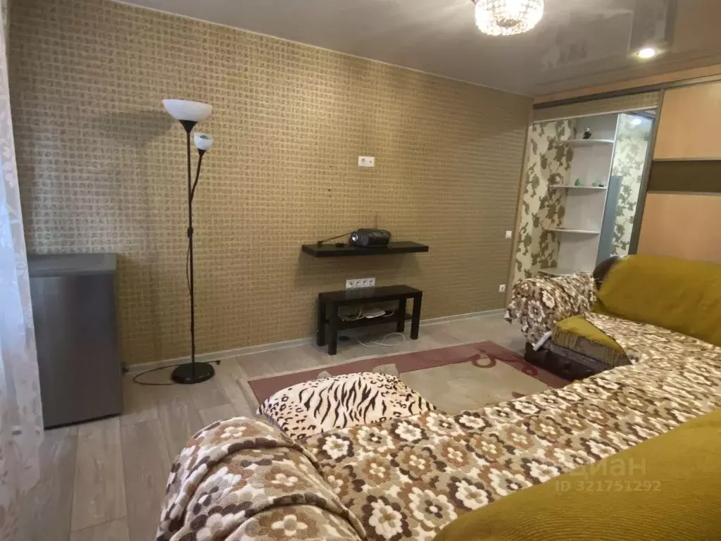 3-к кв. Омская область, Омск ул. Яковлева, 10 (51.0 м) - Фото 1