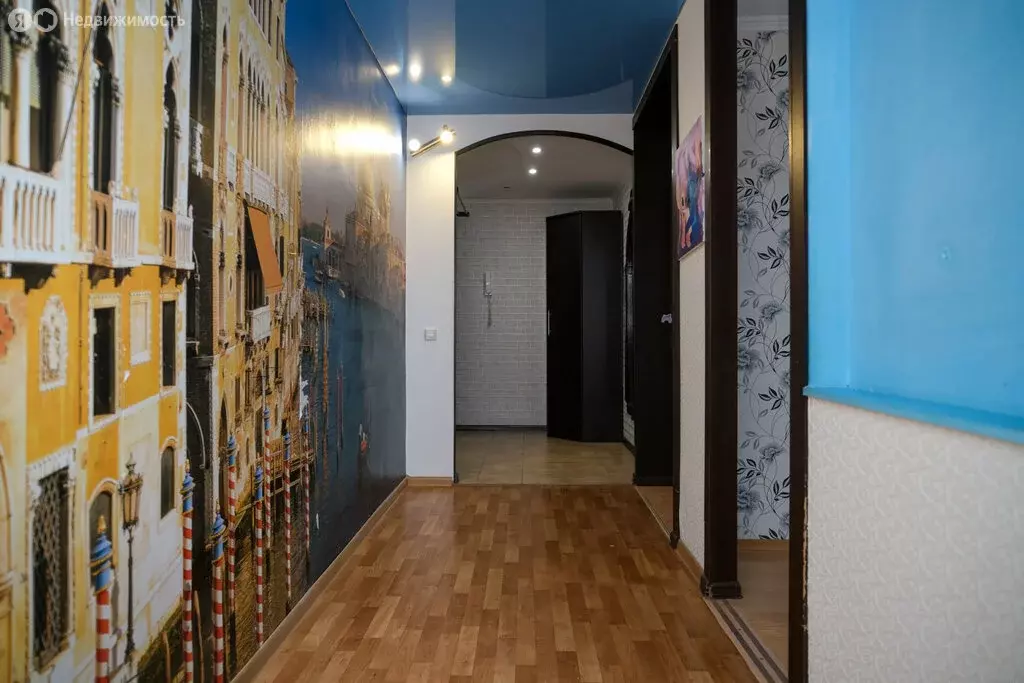 3-комнатная квартира: Казань, проспект Ямашева, 69 (78 м) - Фото 1