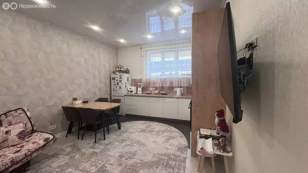 3-комнатная квартира: Октябрьский, Успешная улица, 12 (96 м) - Фото 2