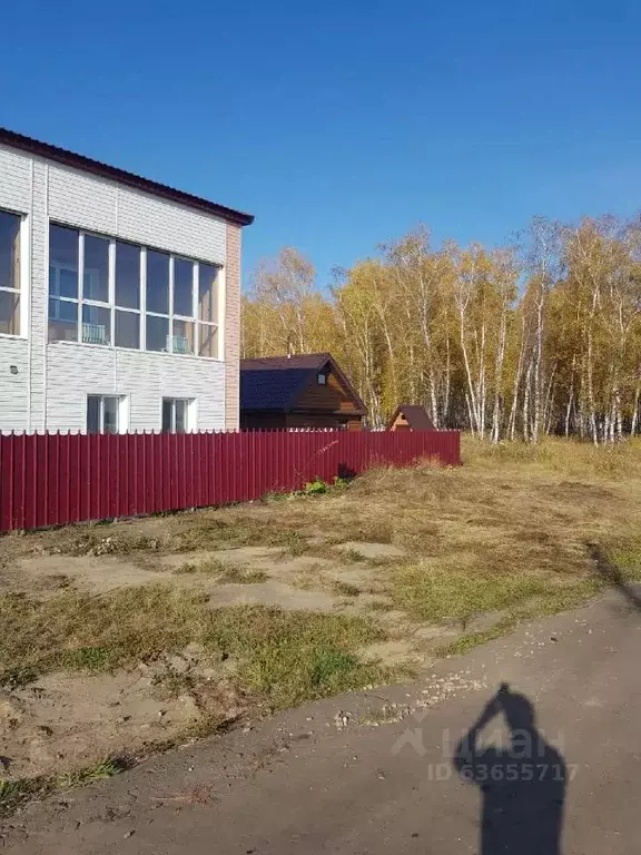 Дом в Омская область, Большереченский район, с. Старокарасук ... - Фото 0