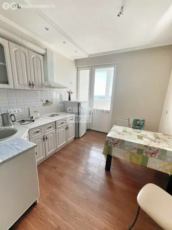 3-комнатная квартира: Анапа, улица Ленина, 153Б (84 м) - Фото 2