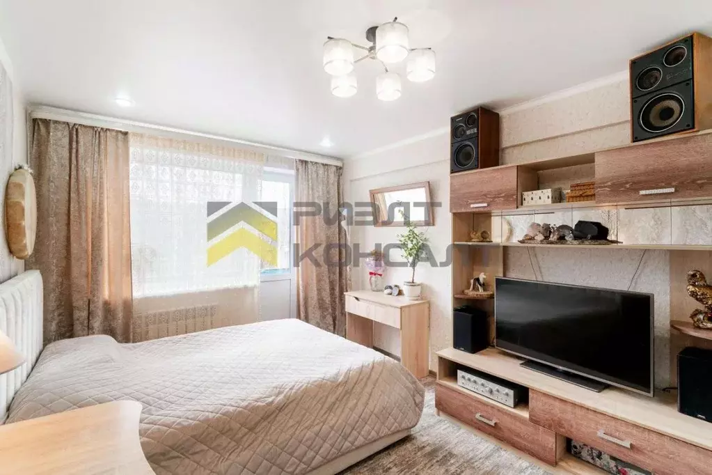 2-к кв. Омская область, Омск ул. Туполева, 3Б (45.0 м) - Фото 1