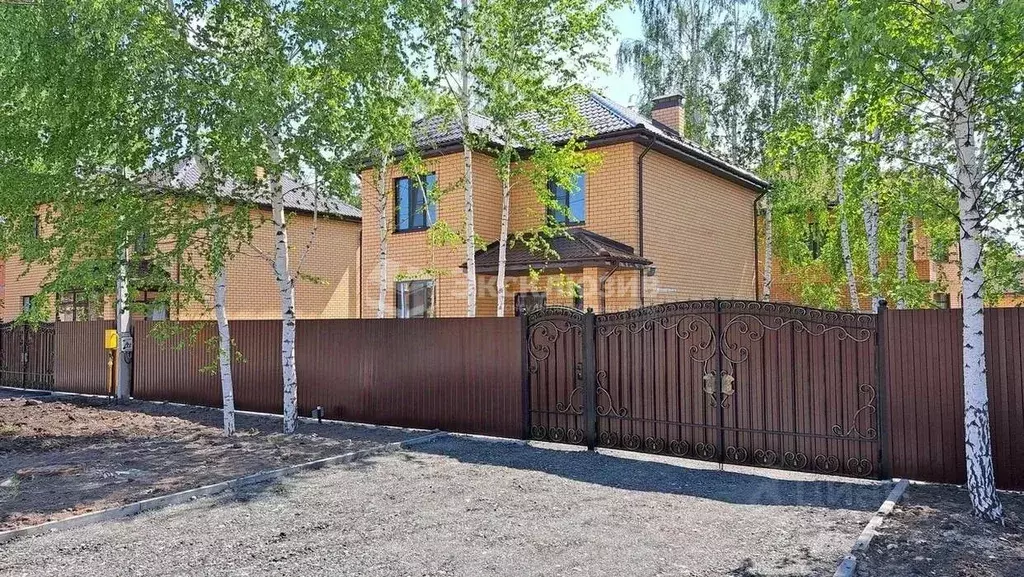 Дом в Тюменская область, Тюмень ул. Александра Сазонова (133 м) - Фото 1