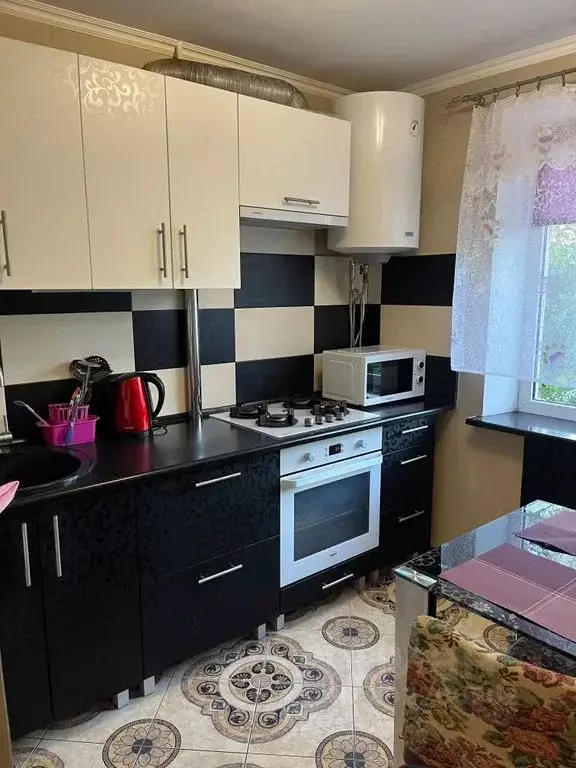 2-к кв. Калининградская область, Балтийск ул. В. Егорова, 5 (44.0 м) - Фото 1