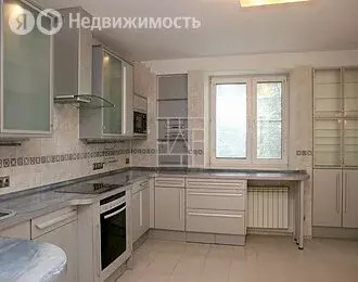 5-комнатная квартира: Москва, Студенецкий переулок, 3 (200 м) - Фото 0