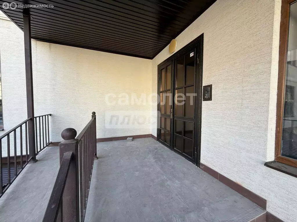 3-комнатная квартира: Нальчик, улица Героя России Т.М. Тамазова, 2А ... - Фото 2