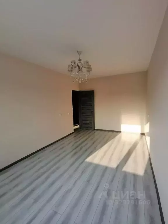 2-к кв. Саха (Якутия), Якутск ул. Газовиков, 19Б (45.3 м) - Фото 1