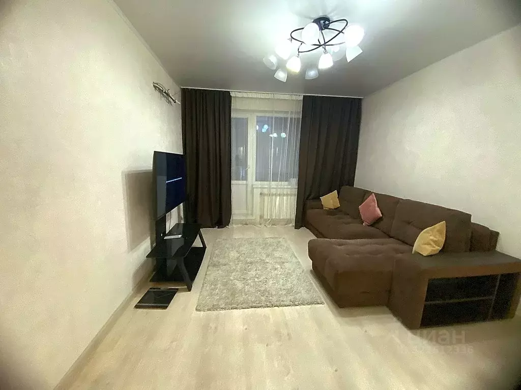 2-к кв. Воронежская область, Воронеж ул. Хользунова, 60 (52.5 м) - Фото 1