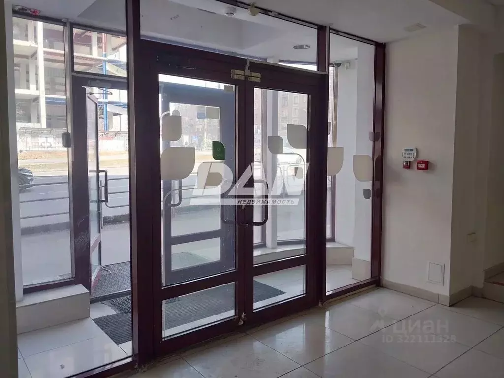 Торговая площадь в Челябинская область, Челябинск ул. Свободы, 66 (244 ... - Фото 1