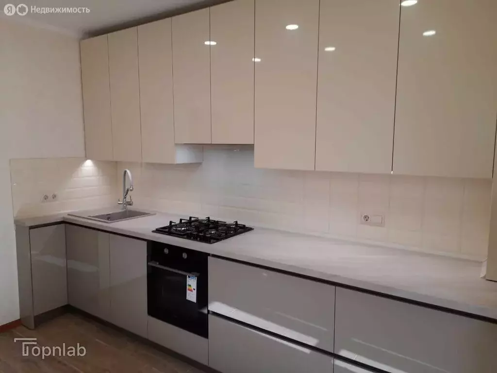 1-комнатная квартира: Калининград, Кипарисовая улица, 2 (46.5 м) - Фото 0