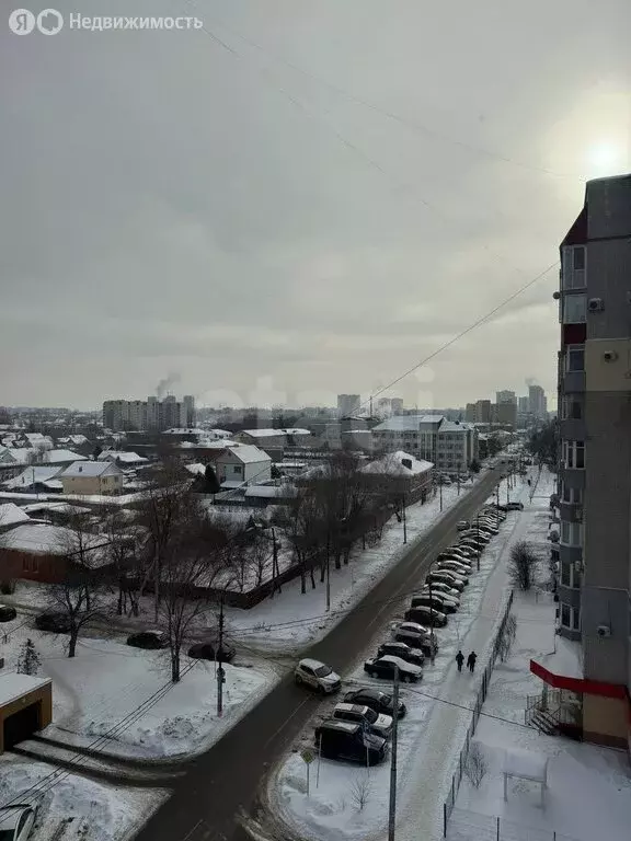 3-комнатная квартира: Энгельс, набережная имени Генерал-лейтенанта ... - Фото 1