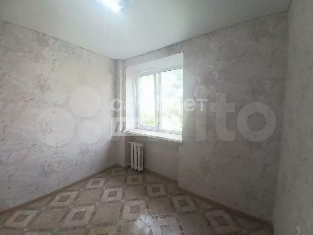 Комната 30 м в 4-к., 4/5 эт. - Фото 1