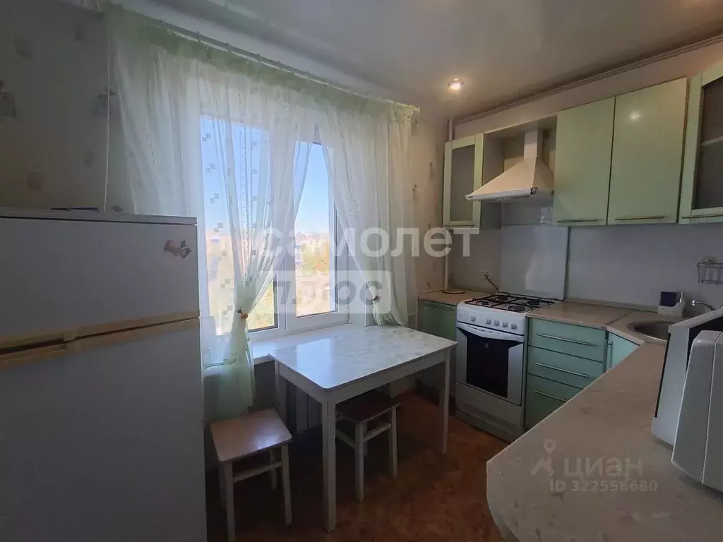 2-к кв. Самарская область, Сызрань ул. Ломоносова, 4 (44.8 м) - Фото 1