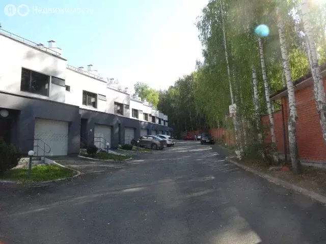 Дом в Свердловская область, Невьянский муниципальный округ, посёлок ... - Фото 1