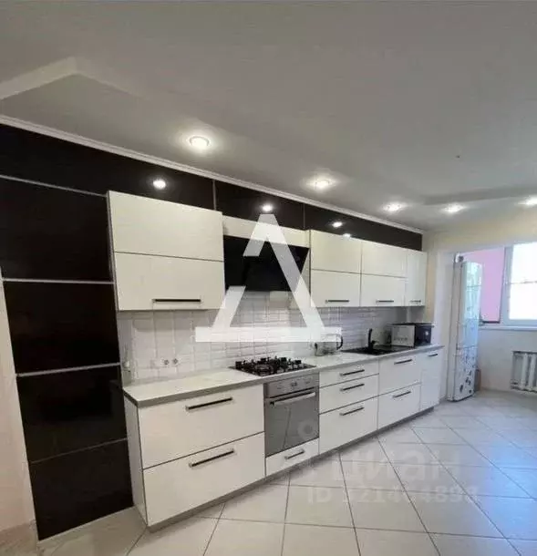 3-к кв. Самарская область, Самара ул. Волгина, 121 (80.0 м) - Фото 0