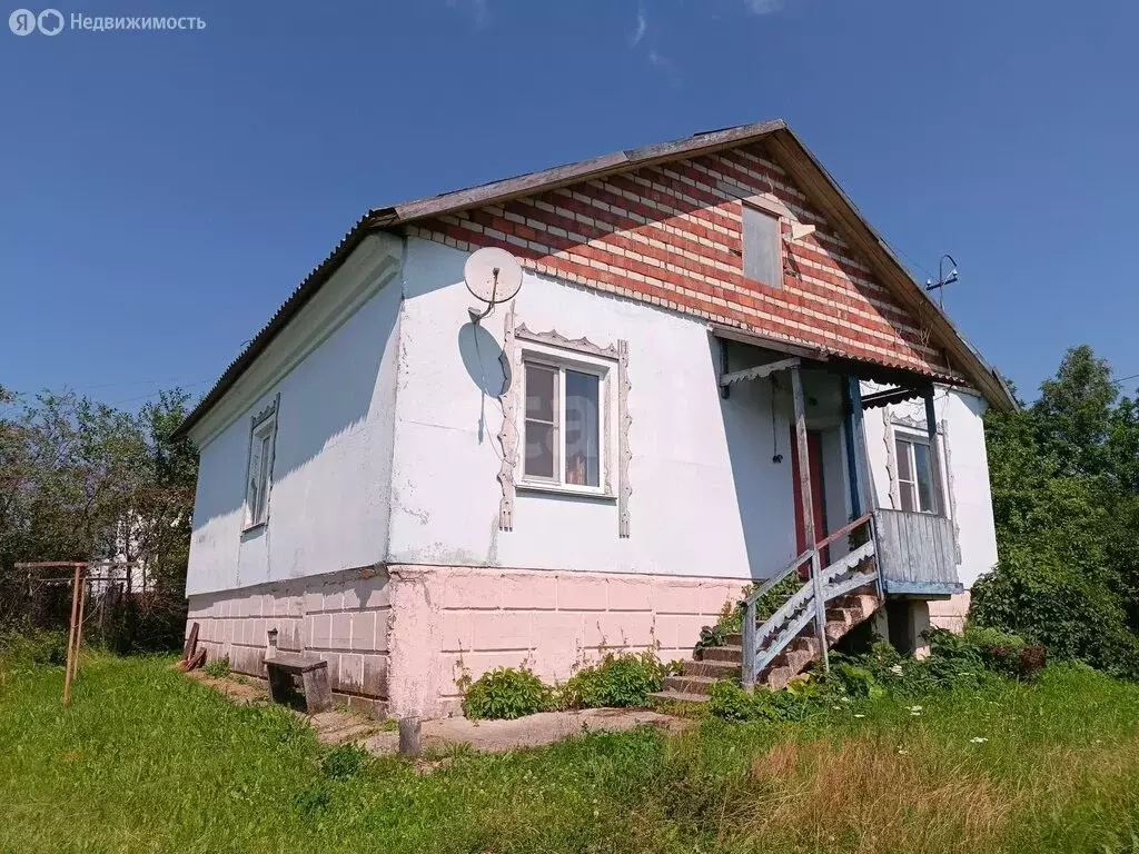 Дом в Псковская область, Островский муниципальный округ, деревня ... - Фото 1