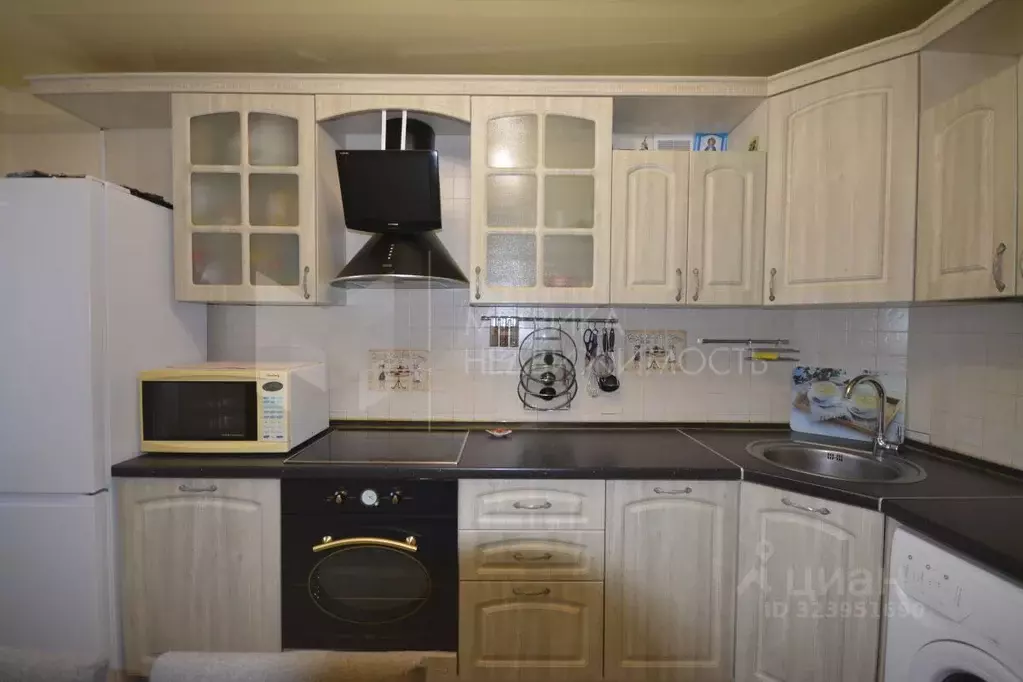 2-к кв. Тюменская область, Тюмень ул. Таллинская, 7к1 (59.0 м) - Фото 0