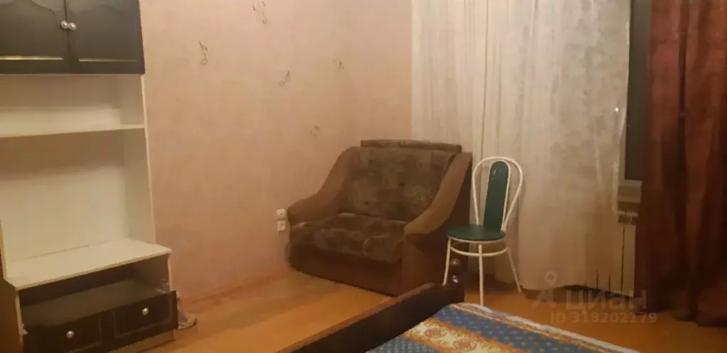 Комната Ленинградская область, Гатчина ул. Рощинская, 19 (12.0 м) - Фото 1