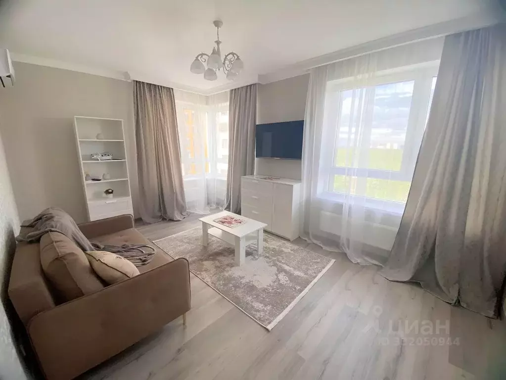2-к кв. Москва, Москва, Московский г. ул. Никитина, 11к10 (66.0 м) - Фото 1